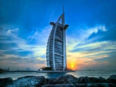 Choáng ngợp với độ xa hoa của khách sạn 7 sao ở Dubai
