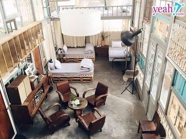 chèo thuyền vượt ghền thác trên sông chèo thuyền vượt ghền thác trên sông